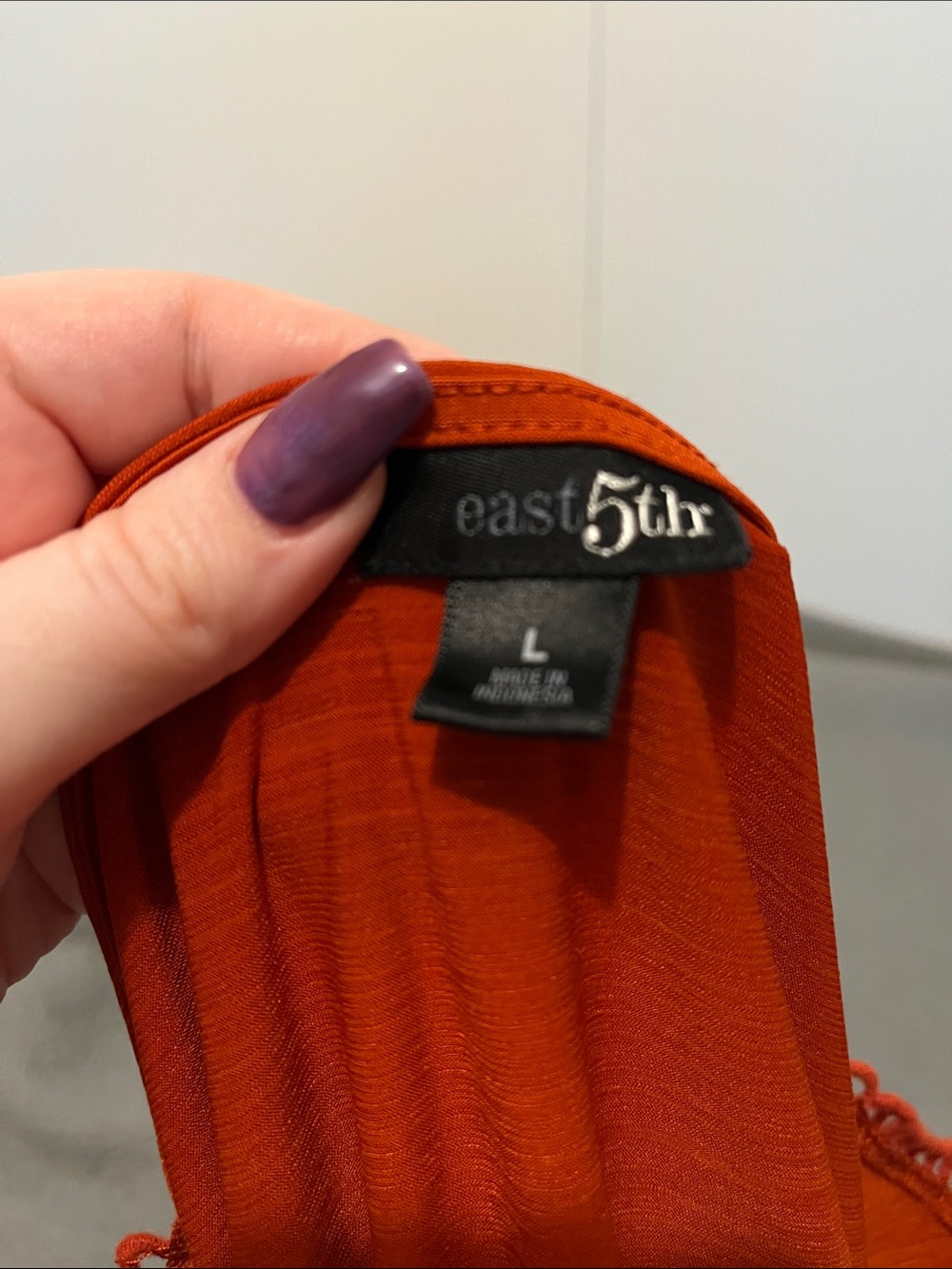 East 5th Sleeveless Rust-Red Shell Top - Picture 3 of 7